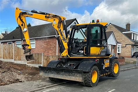 mini digger hire nuneaton|Mini Digger Hire Nuneaton .